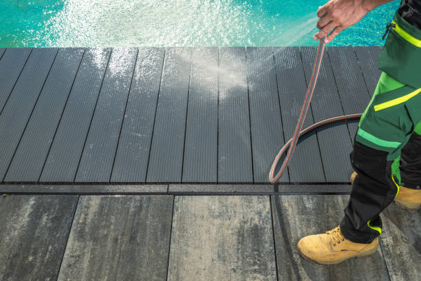 Best Deck Pressure Washing  in Princeton, WI